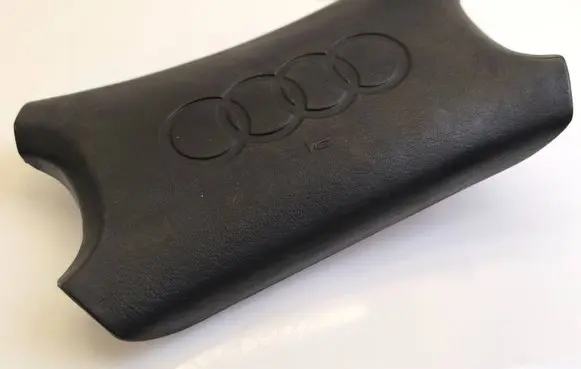 Audi 80 90 B3 Steering wheel airbag cover 893951525A 893951525