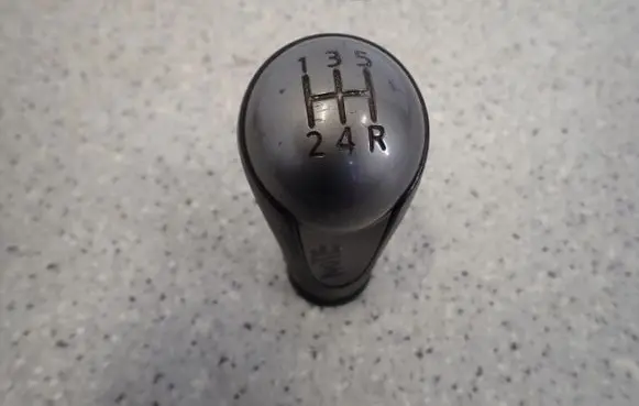 Nissan Note (E11) Other switches/knobs/shifts 
