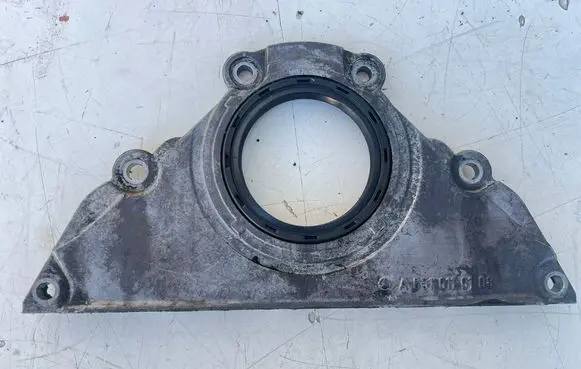 Mercedes-Benz C W204 Engine head A6510150601