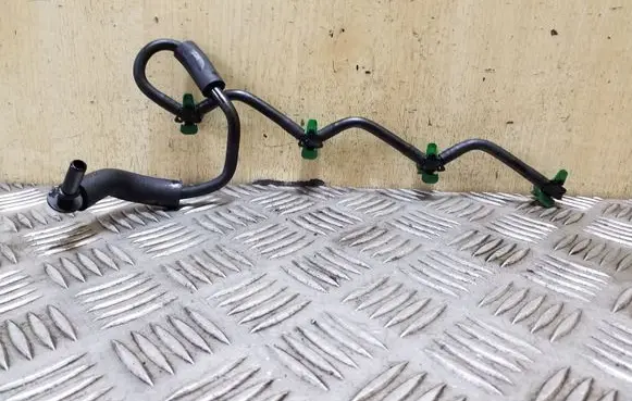 Fuel return line/hose