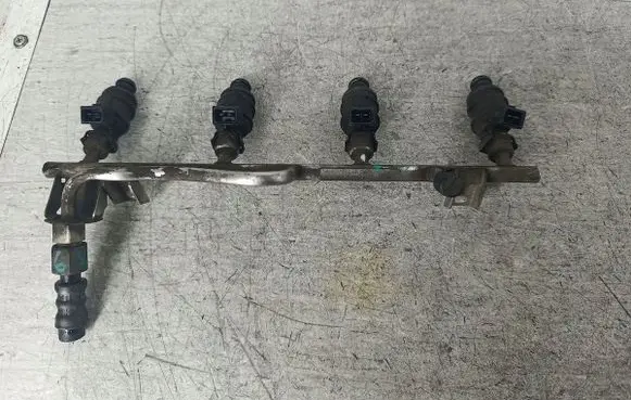 Opel Astra H Fuel main line pipe 2721501