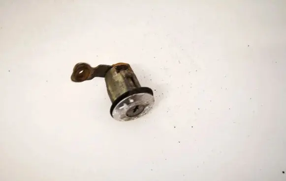 Citroen Xsara Front door lock (next to the handle) 