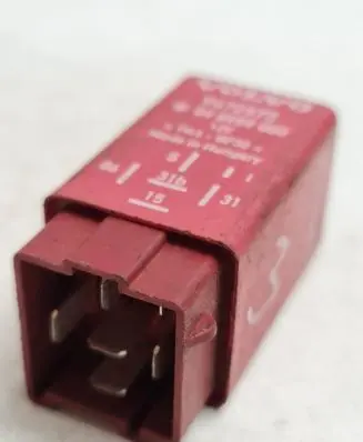 Volvo S70 V70 V70 XC Other relay 9472575 898959000
