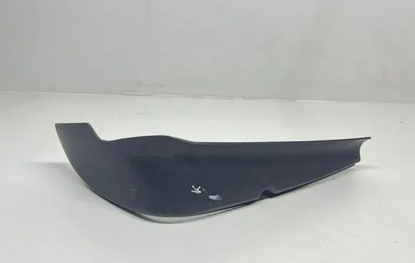 Volkswagen Touran I Rear/tail light trim molding 1T0945311