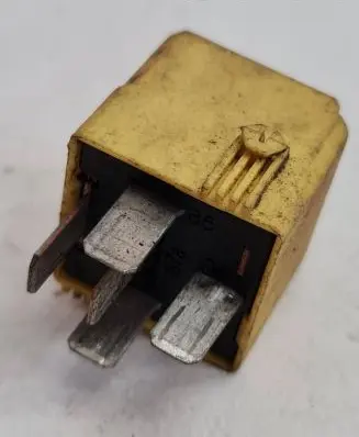 Mercedes-Benz S W220 Other relay A0025421419 8R0931680 MR08100SA