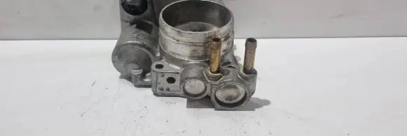 Audi A4 S4 B6 8E 8H Throttle valve 06F133062