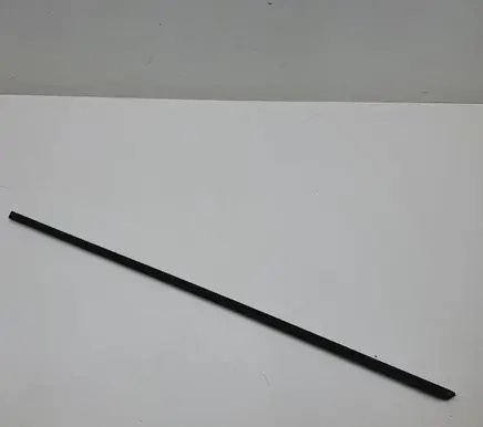 Mini One - Cooper Clubman R55 Front door glass trim molding 