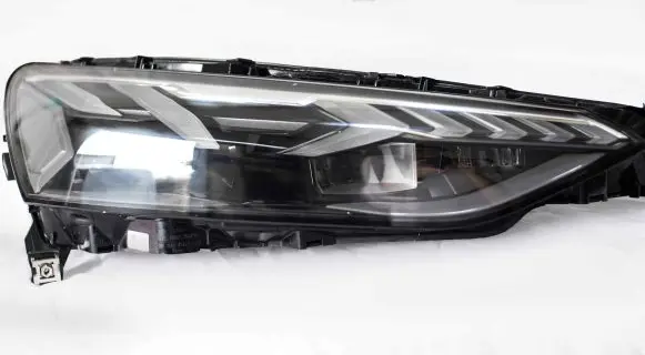 Audi E-tron GT Headlight/headlamp T090025 MDF910111