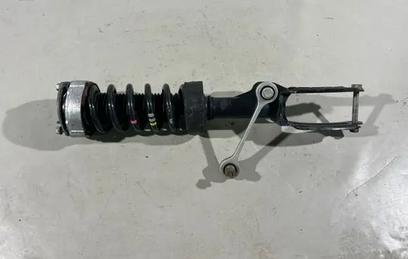 Volkswagen Touareg II Front shock absorber with coil spring 7P6413031H 7P6413031AP 7P641303AQ