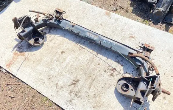 Renault Laguna III Rear axle beam 