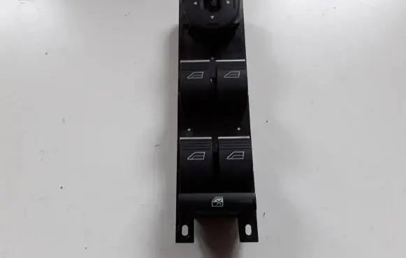 Ford Kuga II Electric window control switch XXXX14A132XX