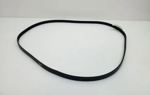 Mercedes-Benz C W204 Alternator belt A0139977492