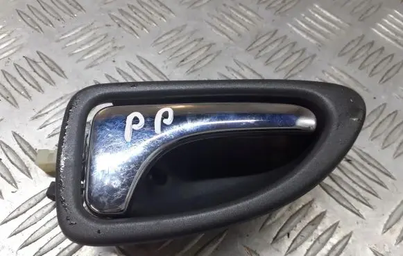 Volvo S40, V40 Front door interior handle 883897