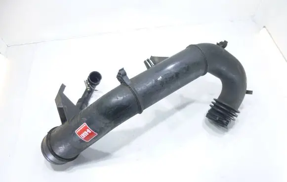 Intercooler hose/pipe