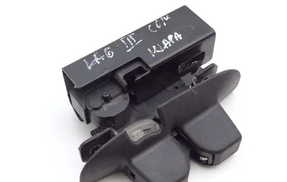 Renault Laguna III Tailgate/trunk/boot lock/catch/latch 905420001R