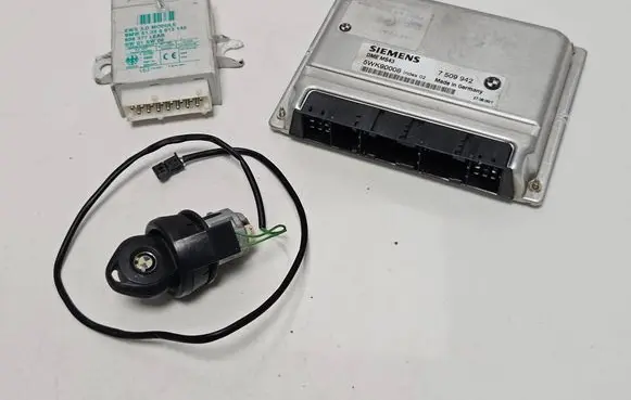 BMW Z3 E36 Engine ECU kit and lock set 7509942 6912145 8364710