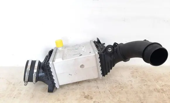 BMW M8 F91 F92 G14 G15 Intercooler radiator 7852406 17517852406