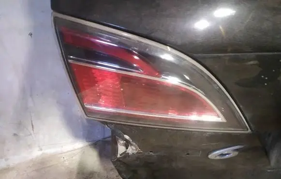 Mazda 6 Tailgate rear/tail lights 