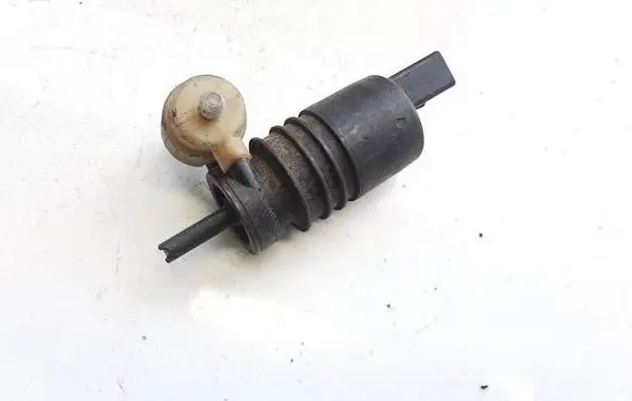 Audi A3 S3 8L Windscreen/windshield washer pump vd0