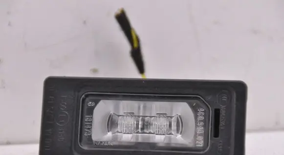 Audi A4 S4 B8 8K Number plate light 4G0943021