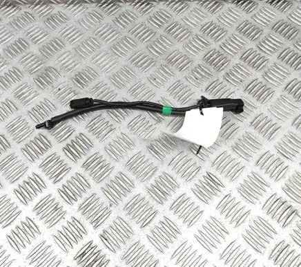 Land Rover Discovery 5 Windshield washer spray nozzle HY3217666BC