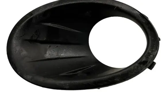 Nissan Qashqai Front fog light trim/grill 62257BR03A 5043PA010