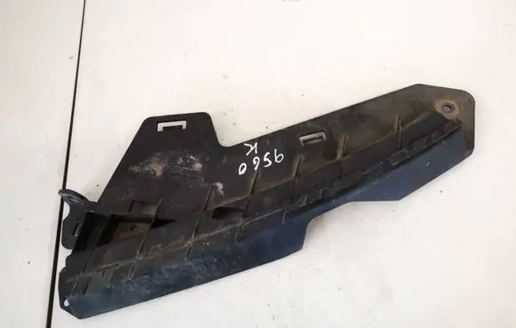 Volvo S80 Front bumper mounting bracket 30796387