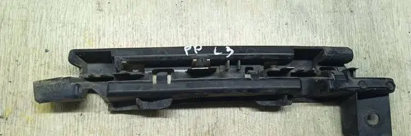 Renault Laguna III Fender mounting bracket 622200006R