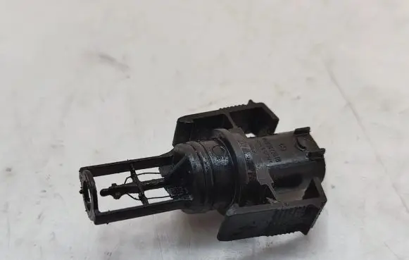 Mercedes-Benz S W221 Intake air temperature sensor 0005422813