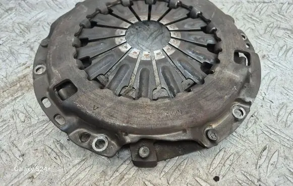 Toyota RAV 4 (XA20) Pressure plate MA20372
