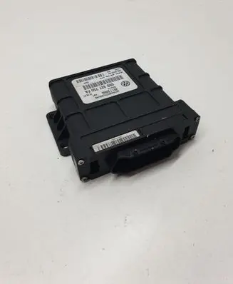 Volkswagen Touareg I Gearbox control unit/module 09D927750FA