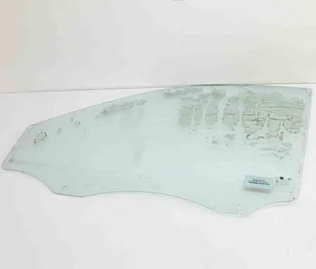 KIA Carens I Front door window glass four-door 43R00107