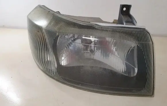 Ford Transit Headlight/headlamp