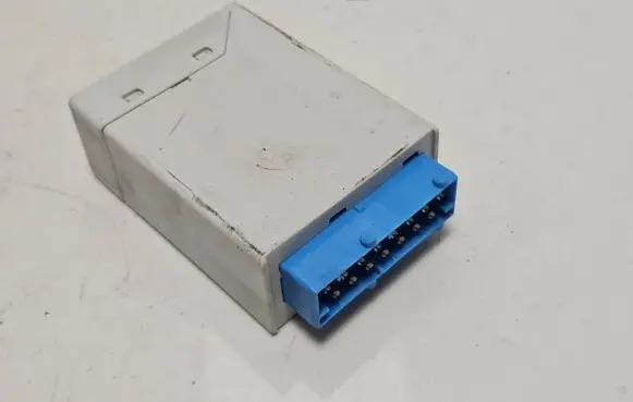 BMW Z3 E36 Window wiper relay 8366381 110187 05012130