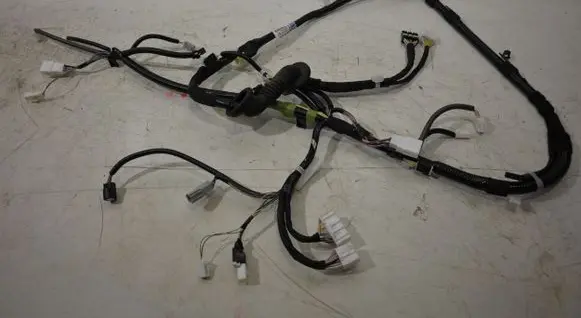 Toyota RAV 4 (XA50) Tailgate/trunk wiring harness 8218442A70