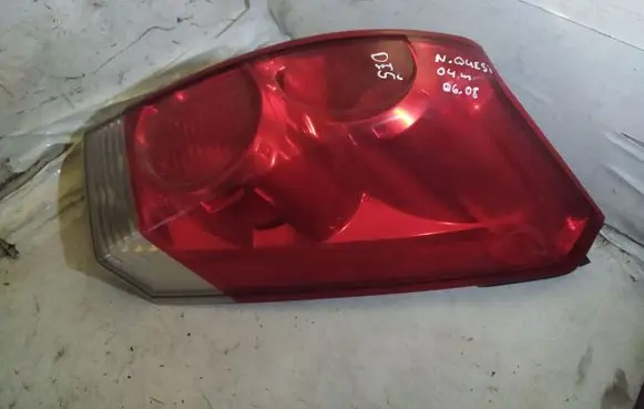 Nissan Quest Rear/tail lights