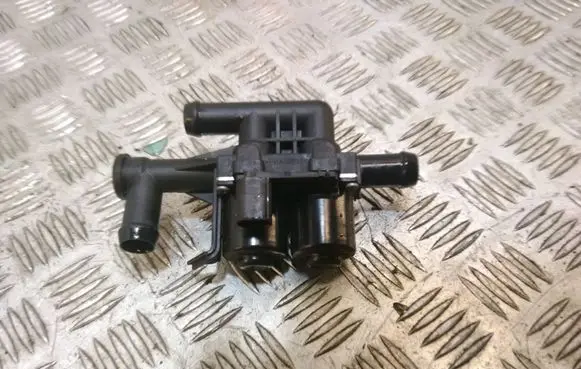 BMW 7 F01 F02 F03 F04 Coolant heater control valve 9119164
