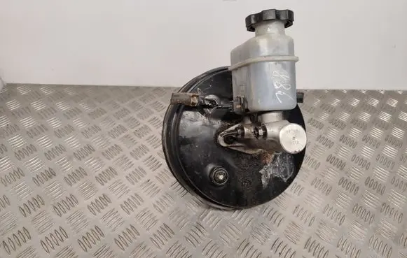 Hyundai Santa Fe Brake booster 585002B802