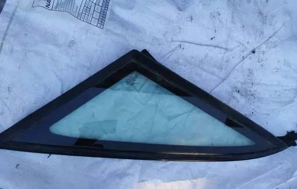 Audi A6 S6 C4 4A Rear side window 43R001057