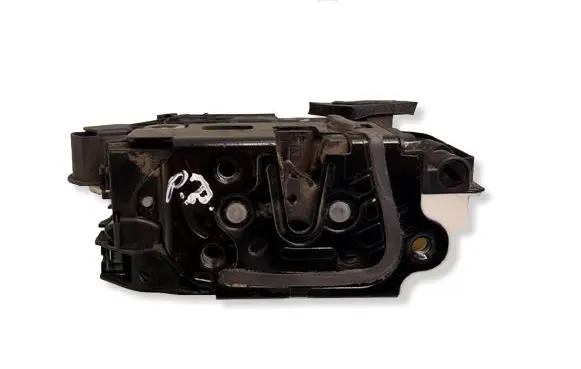 Volkswagen Golf VI Front door lock 5K1837016D