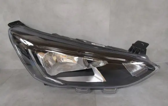 Ford Focus Headlight/headlamp JX7B13W029