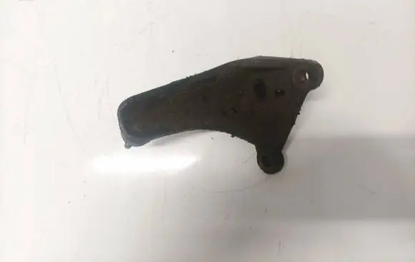 Seat Alhambra (Mk1) Engine mounting bracket