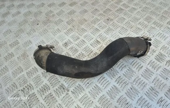 Intercooler hose/pipe