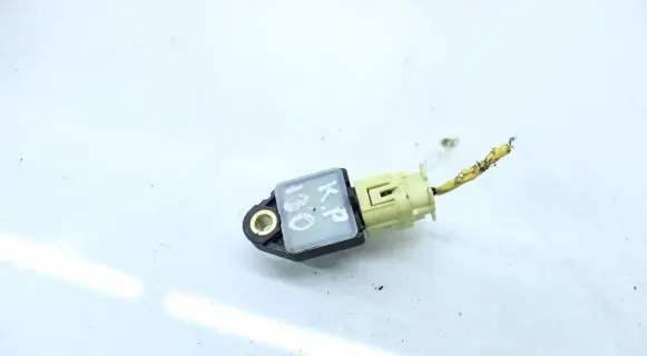 Hyundai i30 Airbag deployment crash/impact sensor 959202H000