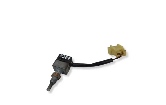 Hyundai Tucson JM Brake pedal sensor switch 9384038000