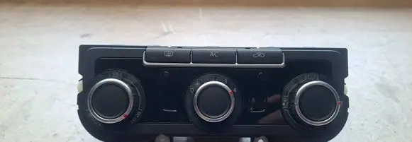 Volkswagen Golf VI Climate control unit 3C8907336AB 5HB009751