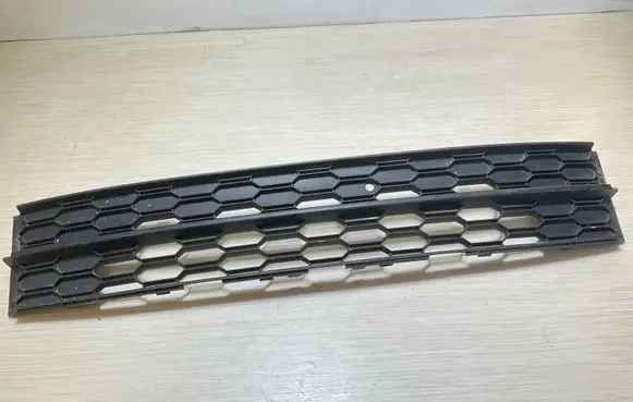Skoda Octavia Mk4 Front bumper lower grill 5E0853677L
