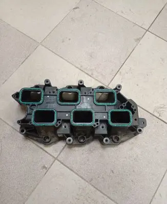 Chrysler Pacifica Intake manifold 05281803 05281800AA