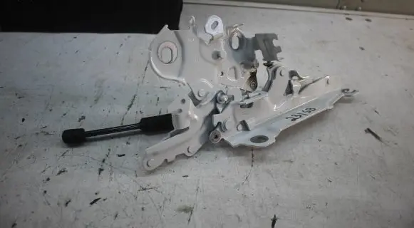 BMW 2 F44 Other engine bay part 7450924