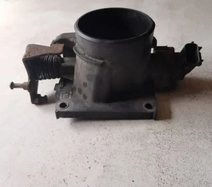 Ford Mondeo Mk III Throttle valve 1s7u9e927